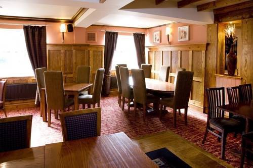 Premier Inn London Romford Central Экстерьер фото