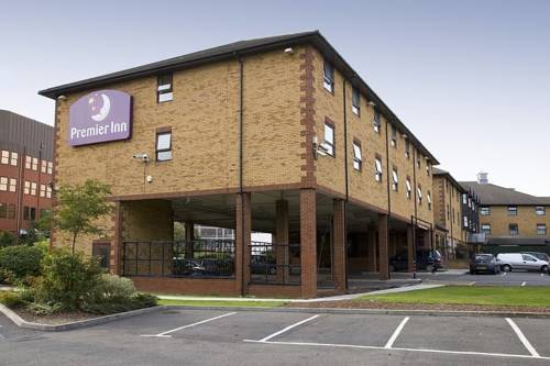 Premier Inn London Romford Central Экстерьер фото